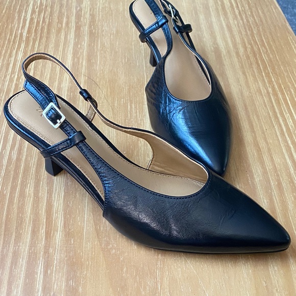 Madewell The Debbie Slingback Leather Pump in True Black - Picture 1 of 14